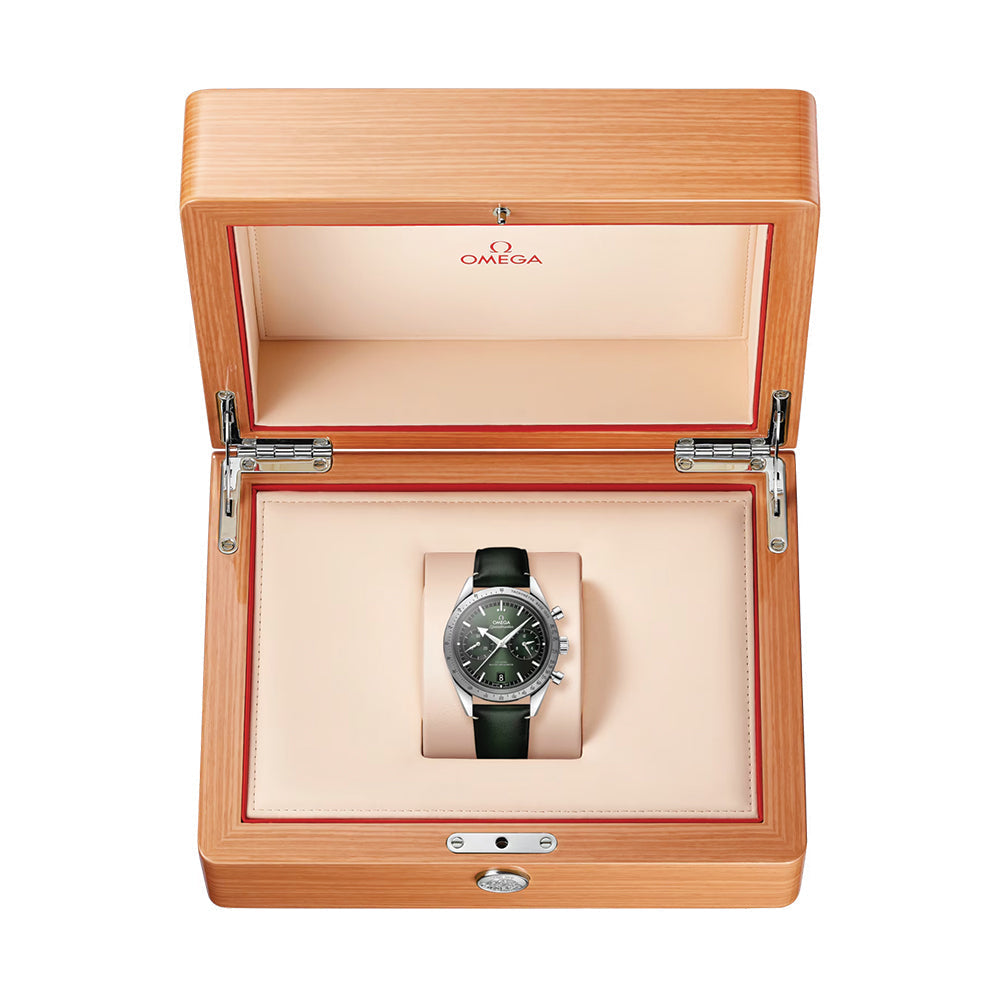 OMEGA Speedmaster '57 40.5mm - Green on Leather Strap